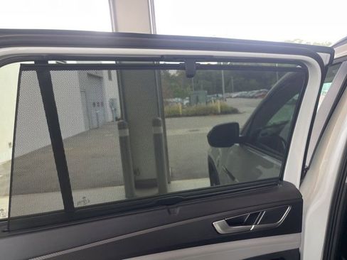 New 2026 Volkswagen Atlas Peak Edition image 24