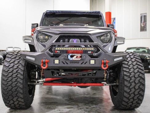 Used 2022 Jeep Gladiator Sport image 9