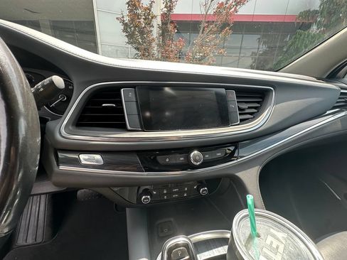 Used 2019 Buick Enclave Essence FWD image 14