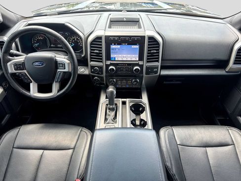 Used 2019 Ford F150 Lariat w/ Equipment Group 502A Luxury AWD/4WD image 14