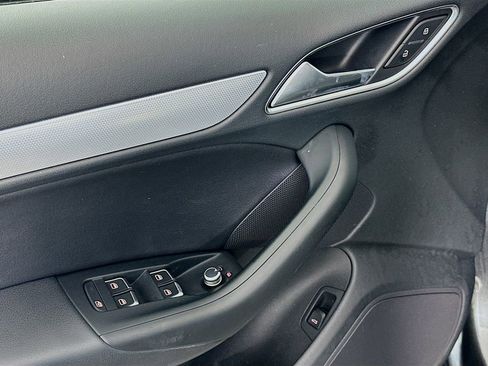 Used 2018 Audi Q3 2.0T Premium w/ Convenience Package image 17