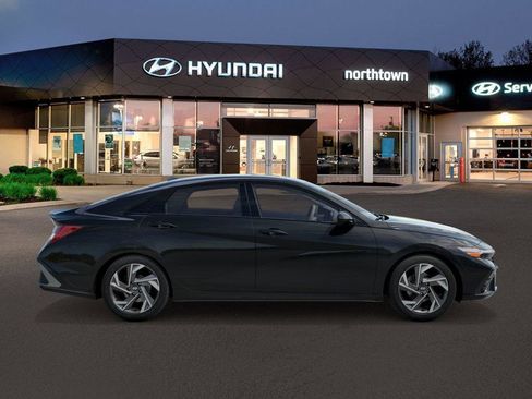New 2026 Hyundai Elantra SEL Sport Premium FWD image 7