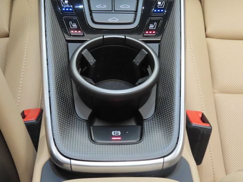Certified 2023 Porsche 911 Turbo AWD/4WD image 28