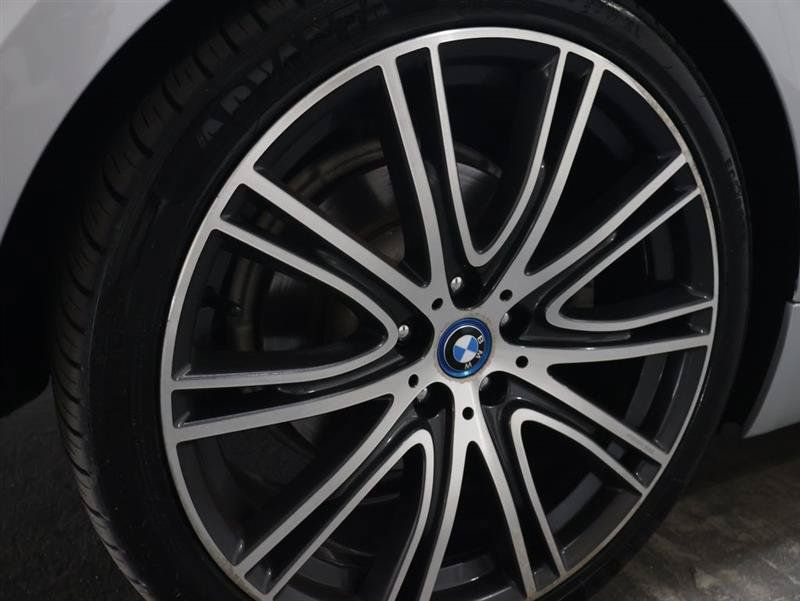 Used 2018 BMW 530e xDrive w/ Premium Package 2 AWD/4WD image 33