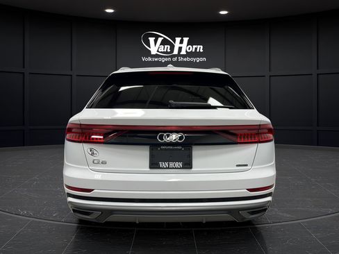 Used 2023 Audi Q8 Premium Plus w/ Premium Plus Package AWD/4WD image 6