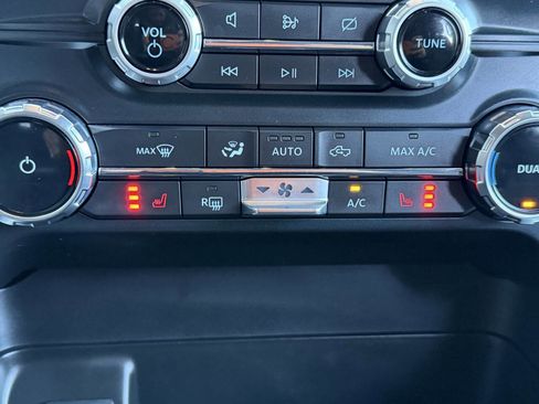 Used 2022 Ford F150 XLT w/ Equipment Group 302A High image 29