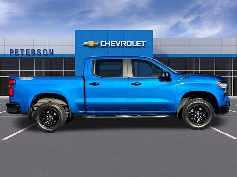 Used 2022 Chevrolet Silverado 1500 LT Trail Boss w/ LT Trail Boss Premium Package AWD/4WD image 3