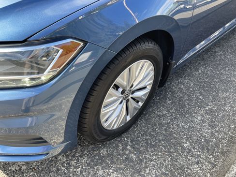 Used 2019 Volkswagen Jetta S w/ Driver Assistance Package FWD image 9