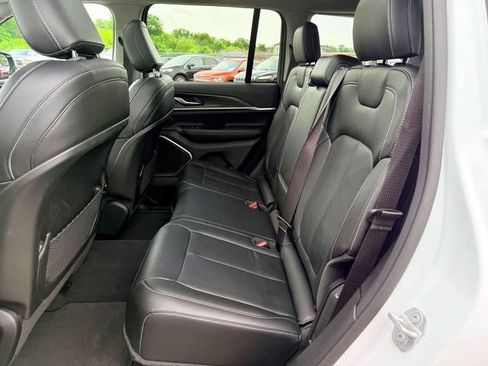 Used 2022 Jeep Grand Cherokee Limited 4xe AWD/4WD image 13