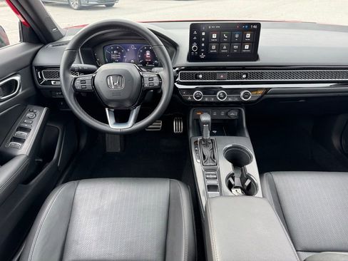 Used 2025 Honda Civic Sport Touring image 4