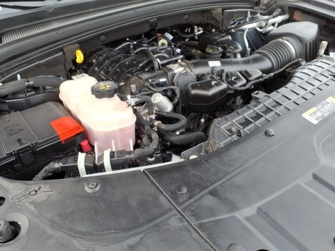 Certified 2024 Jeep Grand Cherokee L Altitude image 32