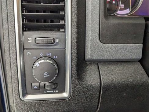 Used 2019 RAM 1500 Classic Warlock image 22