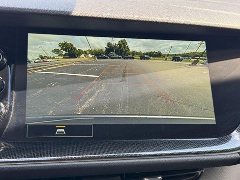 Used 2022 Buick Envision Essence w/ Safety Package FWD image 21