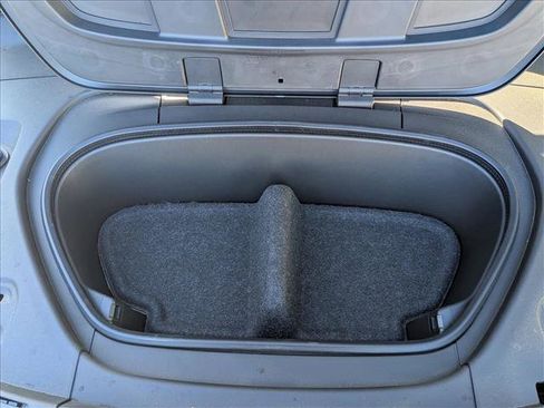 Used 2023 Volvo C40 P8 Recharge Ultimate image 25