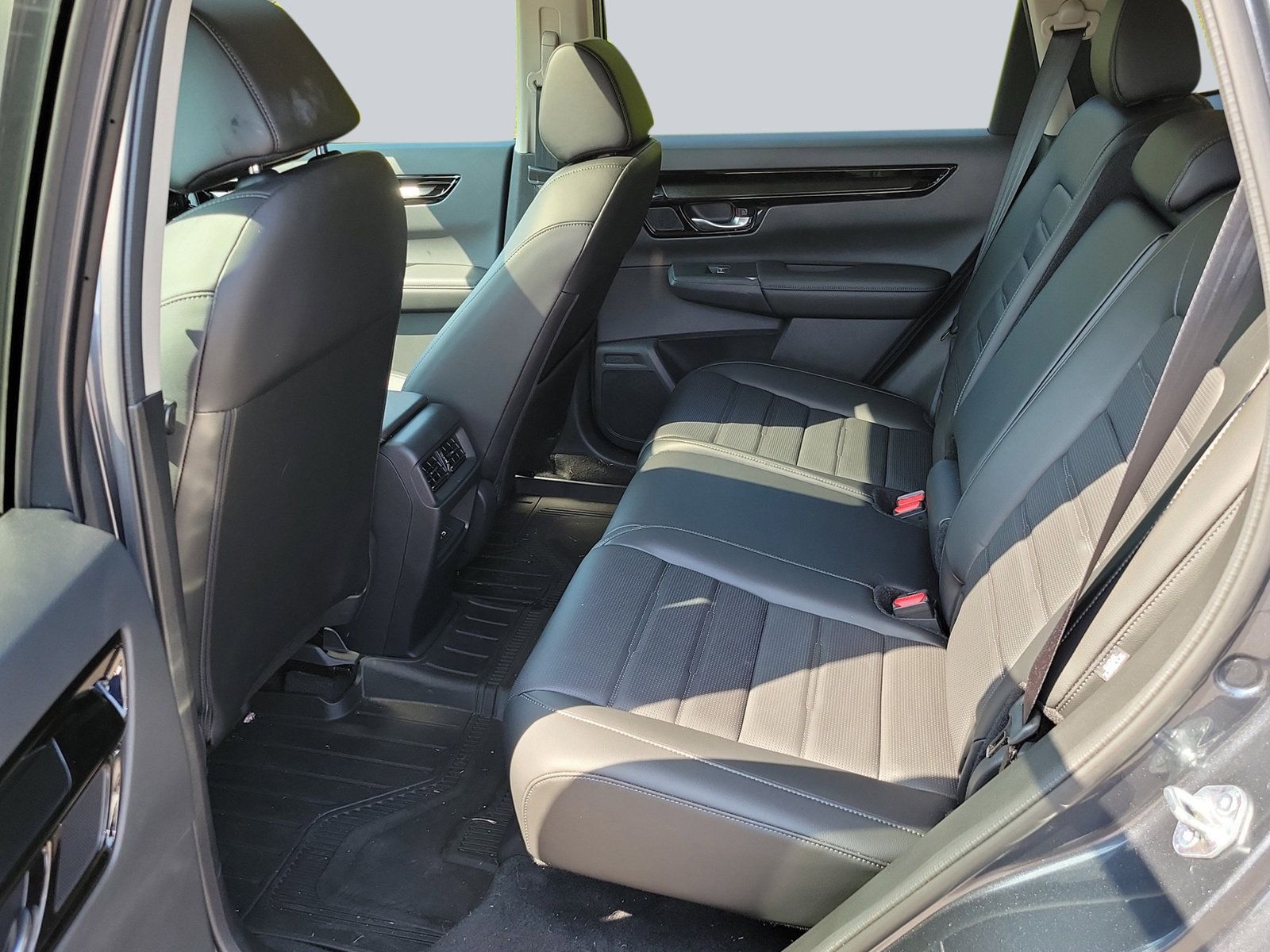 Used 2025 Honda CR-V EX-L image 27