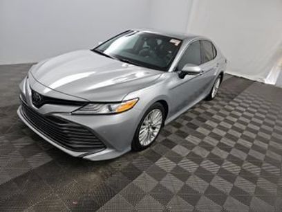 Used 2018 Toyota Camry XLE