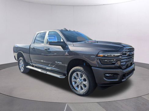 New 2026 RAM 2500 Laramie w/ Sport Appearance Package AWD/4WD image 7