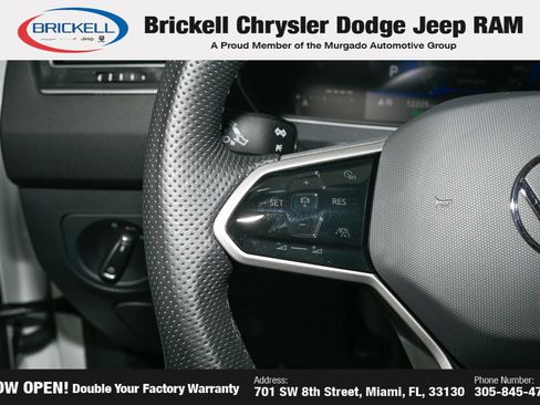 Used 2024 Volkswagen Tiguan SE R-Line FWD image 31