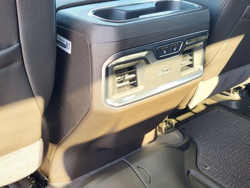 New 2026 GMC Sierra 2500 Denali w/ Denali Reserve Package image 35