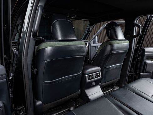 Used 2025 Lexus GX 550 image 34