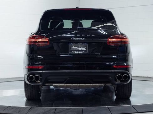 Used 2016 Porsche Cayenne S AWD/4WD image 7