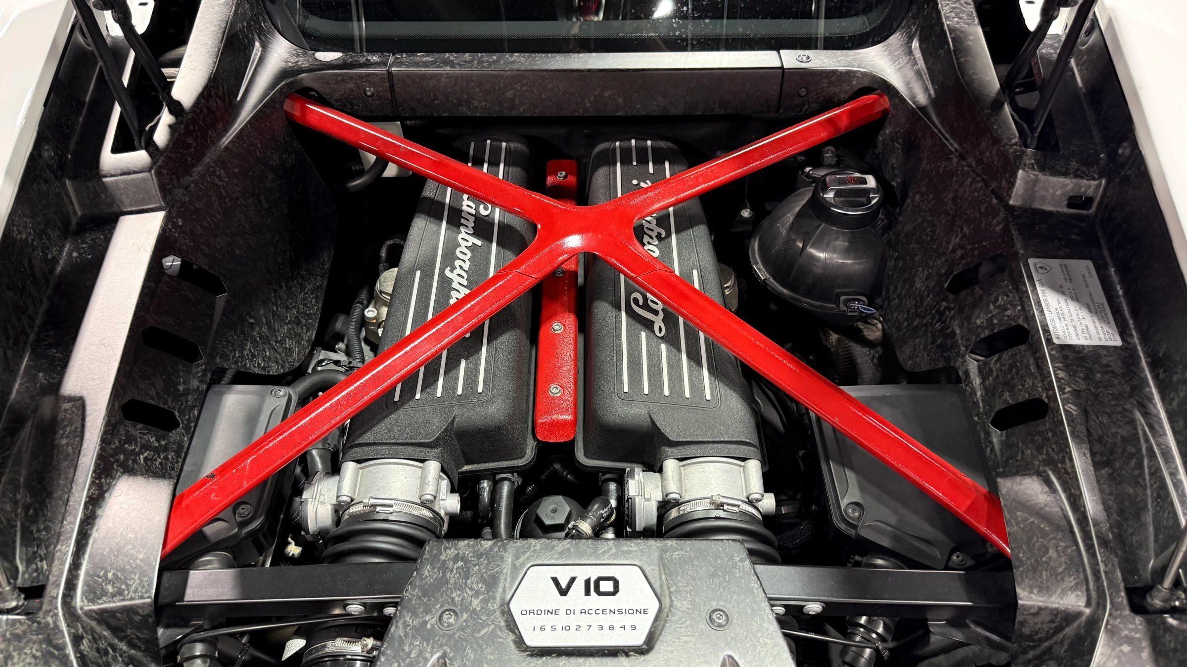 Used 2017 Lamborghini Huracan LP 580-2 RWD image 65