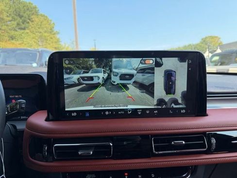 New 2025 Lincoln Aviator Reserve w/ Luxury Package image 9