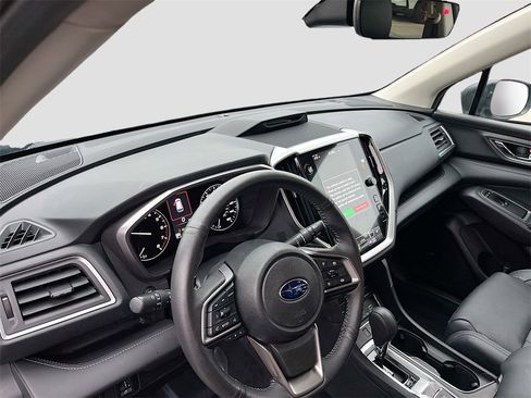 Used 2024 Subaru Ascent Limited w/ Technology Package image 9