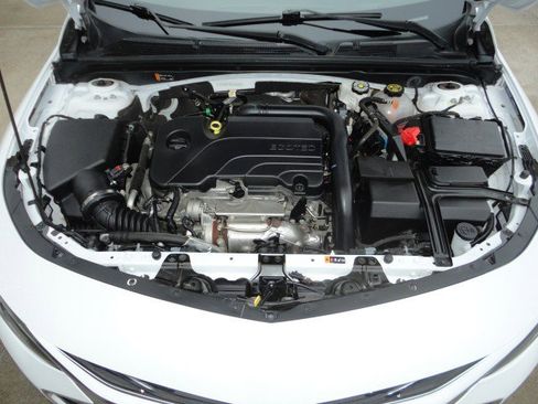 Used 2023 Chevrolet Malibu LT image 21