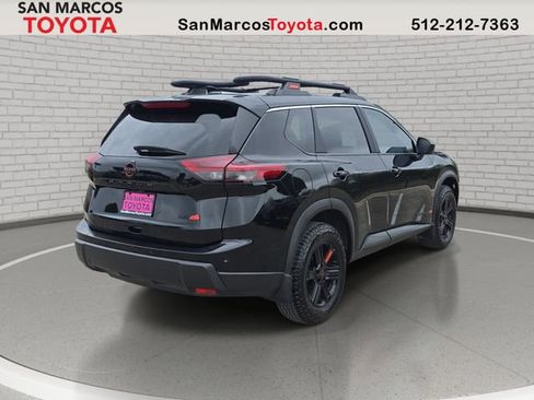 Used 2025 Nissan Rogue SV AWD/4WD image 6