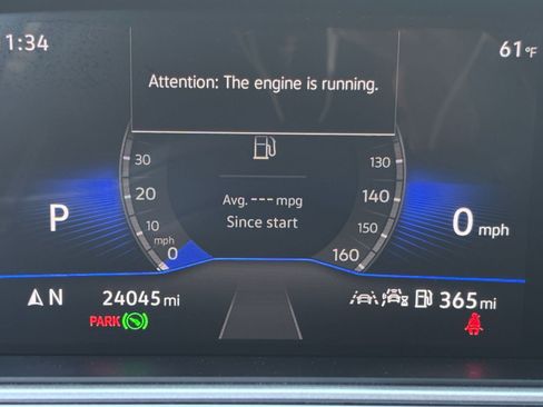 Used 2025 Volkswagen Taos SE image 41