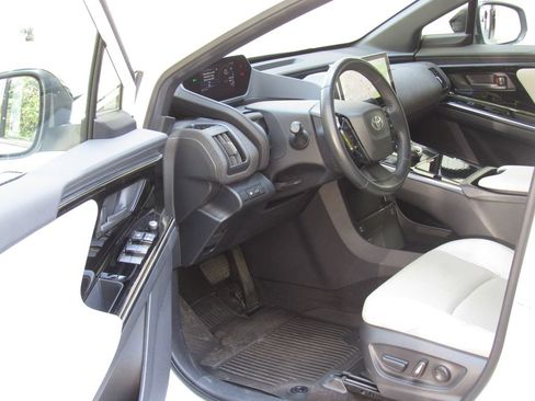 Certified 2023 Toyota bZ4X AWD image 11