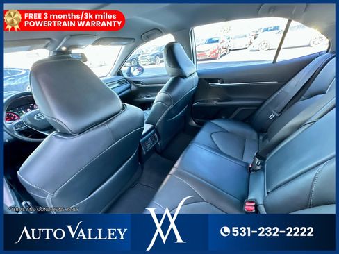Used 2019 Toyota Camry XSE image 22