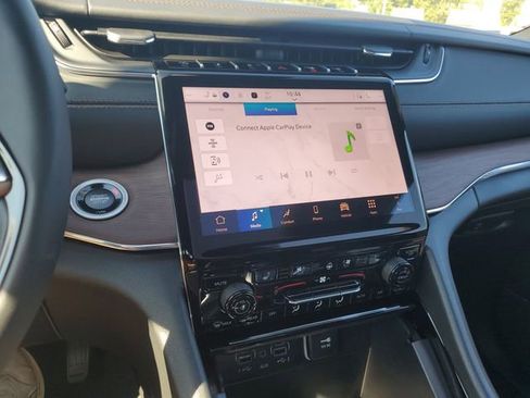 New 2025 Jeep Grand Cherokee Summit w/ Obsidian Package image 10