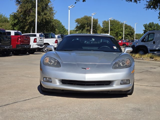 Used 2011 Chevrolet Corvette Coupe w/ 1LT RWD image 2
