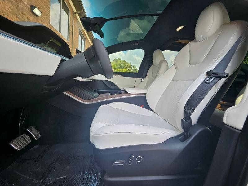 Used 2023 Tesla Model X AWD/4WD image 36
