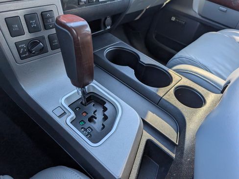 Used 2015 Toyota Sequoia Platinum image 25