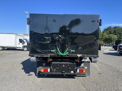 Used 2024 Chevrolet Low Cab Forward image 7