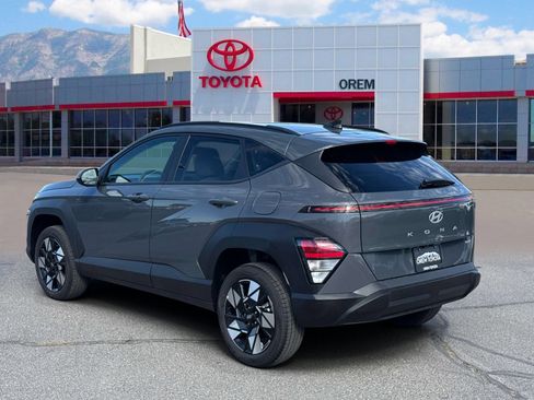 Used 2025 Hyundai Kona SEL AWD/4WD image 5