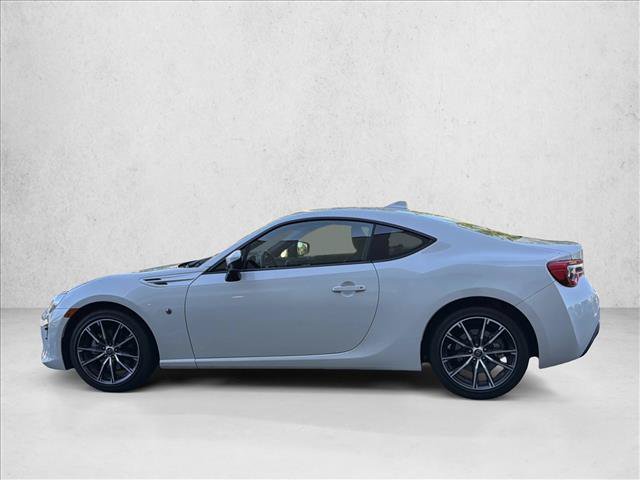 Used 2018 Toyota 86 RWD image 8