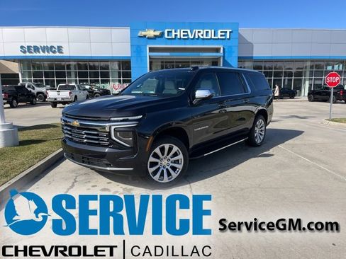 New 2025 Chevrolet Suburban Premier image 1