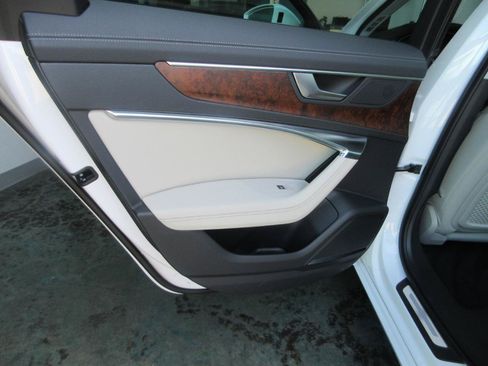 Used 2023 Audi A6 Premium Plus w/ Premium Plus Package AWD/4WD image 39