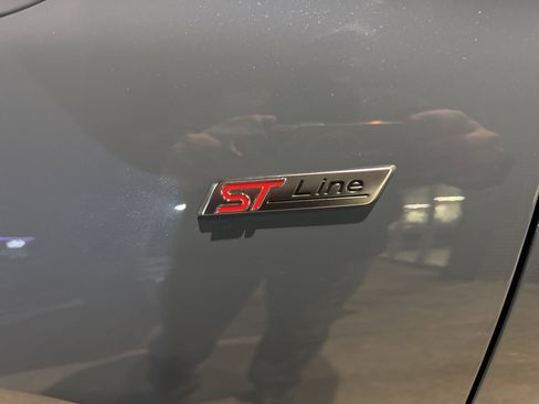 Certified 2023 Ford Escape ST-Line w/ Tech Pack #1 image 17