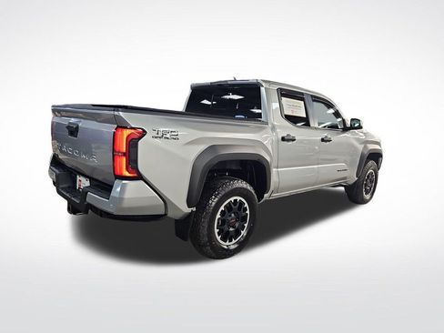 Certified 2024 Toyota Tacoma TRD Off-Road w/ TRD Off Road Upgrade Package AWD/4WD image 5