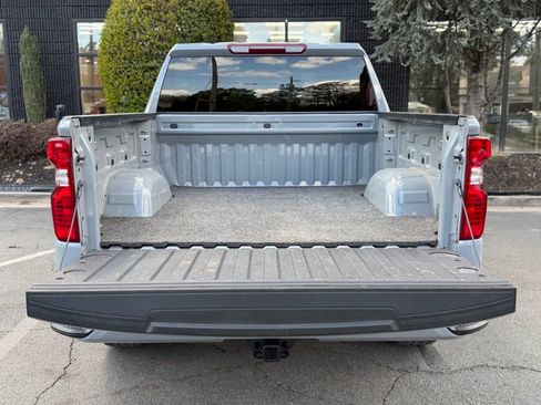 Used 2024 Chevrolet Silverado 1500 Custom w/ Turbomax Blackout Package image 17