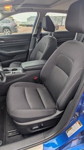 Used 2025 Nissan Altima 2.5 SV w/ SV Special Edition Package AWD/4WD image 7