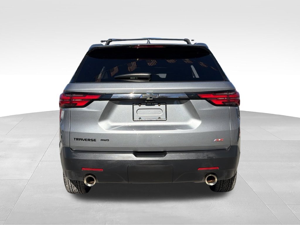 Used 2023 Chevrolet Traverse RS w/ LPO, Floor Liner Package AWD/4WD image 7
