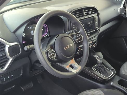 Used 2024 Kia Soul LX w/ Option Group 015 image 15
