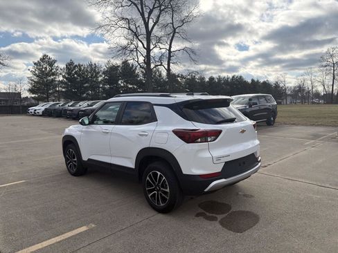 Used 2025 Chevrolet TrailBlazer LT image 6