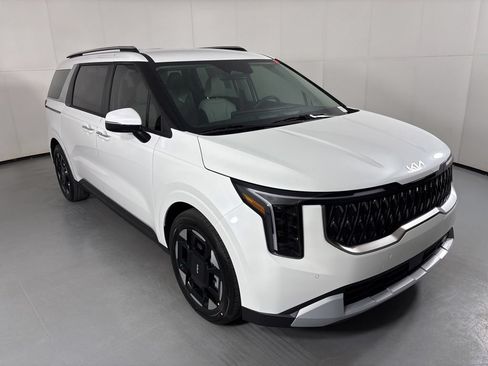 New 2026 Kia Carnival EX FWD image 2